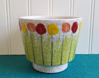 Maceta italiana vintage de mediados de siglo: cerámica floral pintada a mano