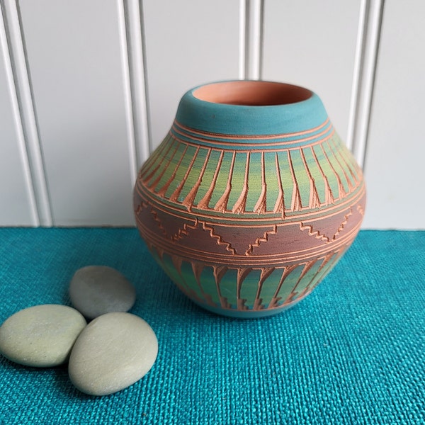 NAVAJO SEED JAR Signed Navajo Vase Pueblo Seed Jar Pueblo Vase Southwestern Pottery