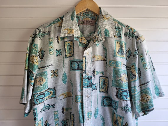 VINTAGE Hawaiian Shirt Men's MEDIUM Vintage Islan… - image 1