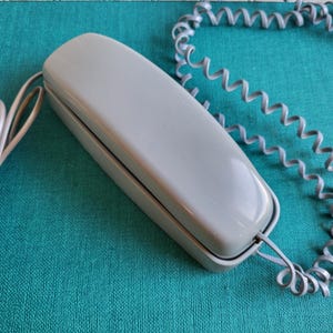 Vintage AT&T 230 Telephone Trimline Push Button Phone Blue Telephone Industrial Decor