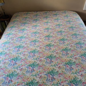 Vintage Floral Twin Flat Sheet: Abstract Multicolor Flower Bedding