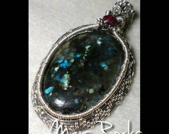 Labradorite , Garnet wire wrapped Pendant. Free shipping!