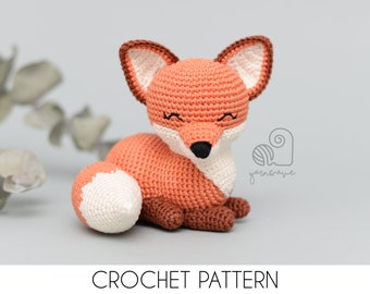 CROCHET PATTERN Flinn the Fox crochet amigurumi stuffed animal plush toy / Handmade gift