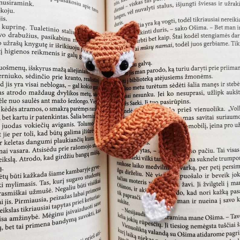 CROCHET PATTERN Simple Fox Bookmark crochet amigurumi bookmark / Handmade gift for book lovers image 3