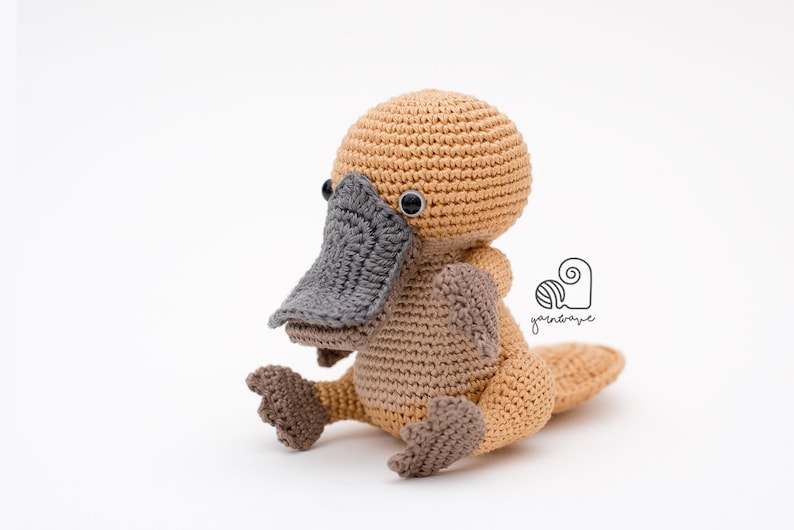 CROCHET PATTERN Paul the Platypus crochet amigurumi stuffed animal plush toy / Handmade gift image 2