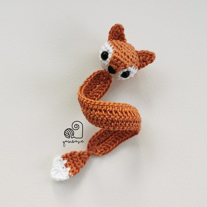CROCHET PATTERN Simple Fox Bookmark crochet amigurumi bookmark / Handmade gift for book lovers image 2