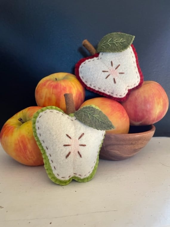 Faux Felt Sliced Apple Tierred Tray, Bowl Filler, Country Decor, Faux Fruit Apple Cupboard Tuck, Farmhouse Kitchen Teachers gift