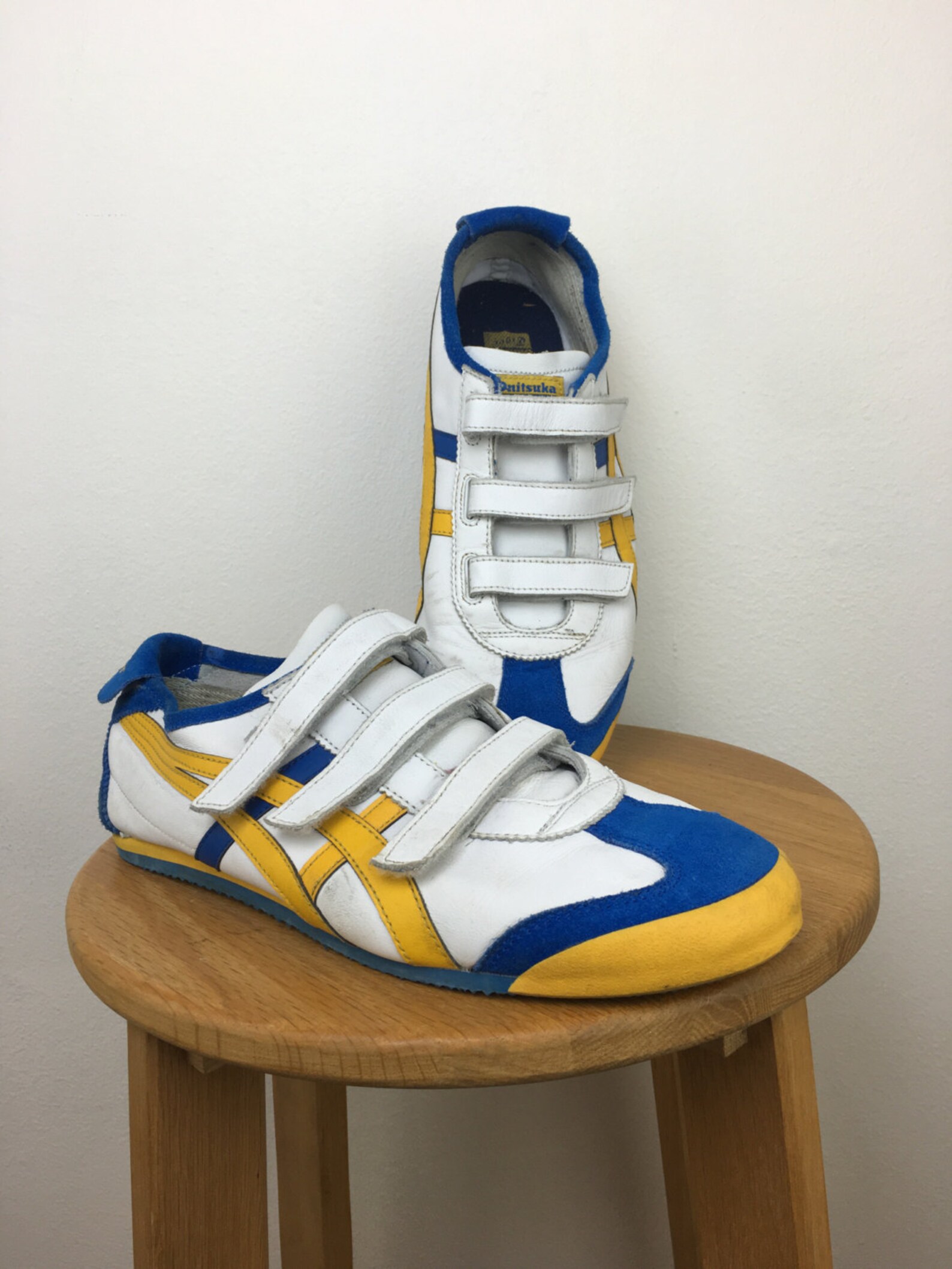 onitsuka tiger velcro strap