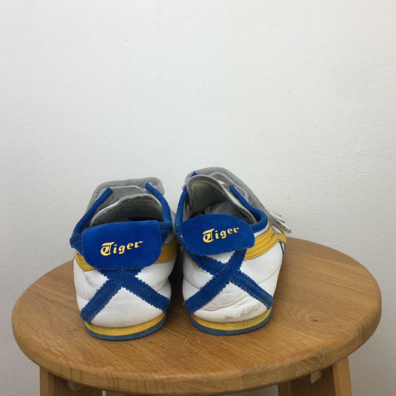 onitsuka tiger velcro