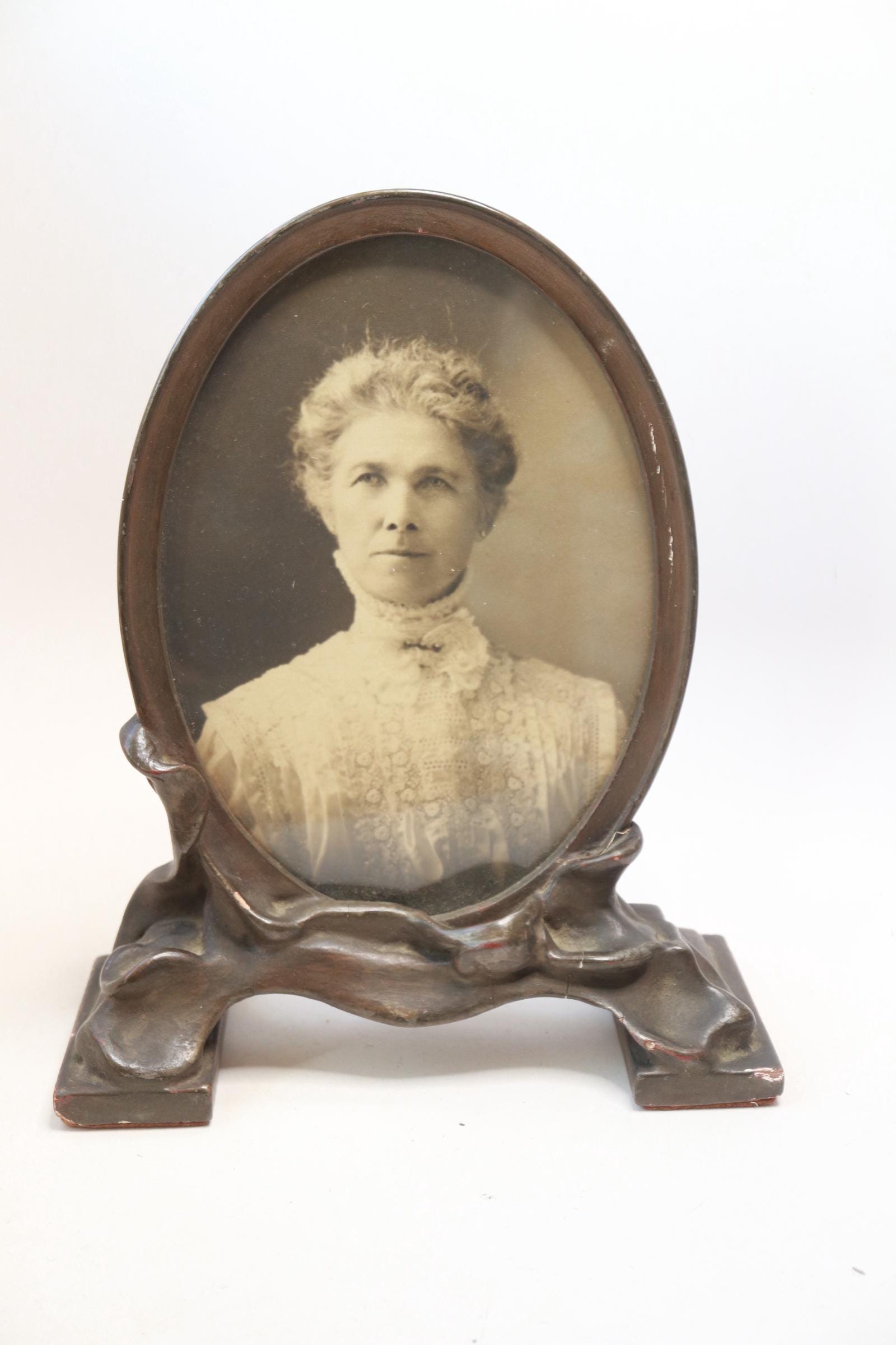 Antique Art Nouveau Plaster on Wood Oval Frame - Art Nouveau Frame - Antique Frame - Frame Stand - Holds 7 x 5 inch Photo