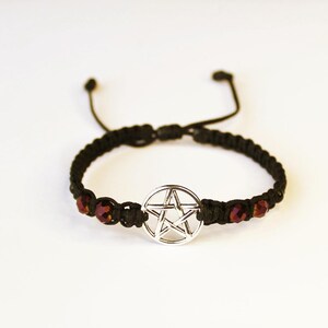 Pentacle Bracelet, Minimalist or Faceted Glass Beads, Adjustable Symbolic Jewelry, Five Elements Gift