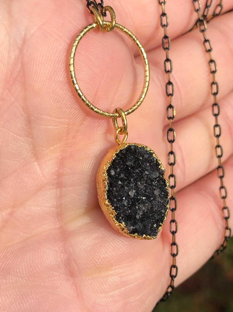 Austrian Crystals 26 Black /& Gold Diamond Cut Chain Necklace Gunmetal Spheres Minimalist. 18k Gold Electroplated Black Druzy Agate