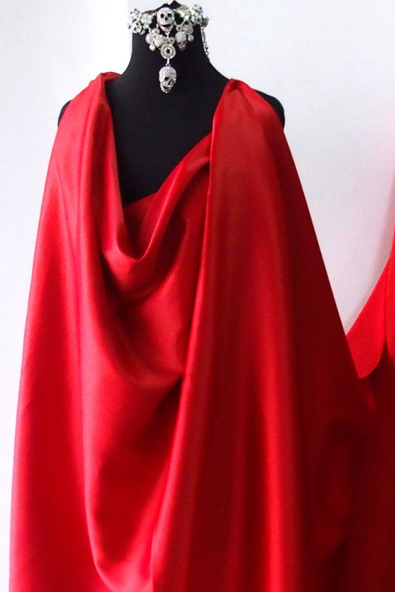 Red Polyester Satin Fabric, Poly Spandex Heavy Duchess Satin, Dull Satin,  Heavy Stretch Elegant Goth Burlesque Under Lace 150cm 60 Inches 
