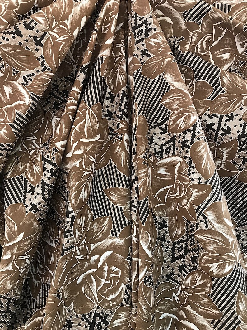 Large floral sun dress fabric 100/% cotton Swiss production 140cm wide