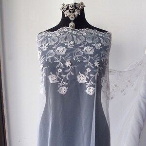 white embroidered tulle bridal veiling scallop edge metallic thread 3D flowers Marco Lagattolla