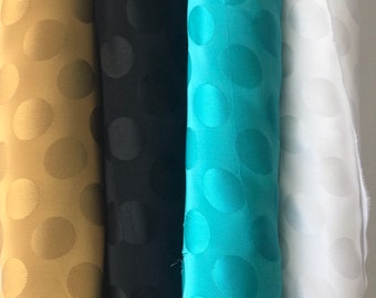 Per Yard Eliptical Jacquard Dress Apparel Fabric 57" Wide White Per Yard Eliptical Jacquard Dress Apparel Fabric 57" Wide White