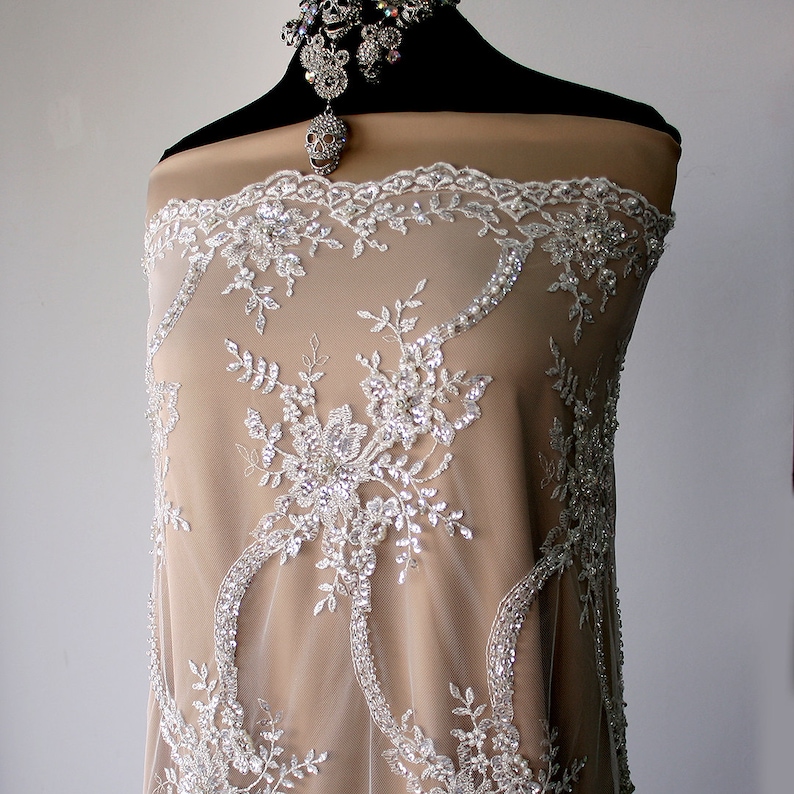 Ivory Beaded Lace P992