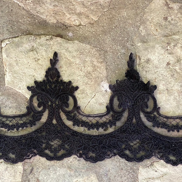 dentelle de bordure noire au mètre, bordure large, dentelle cordée, bord festonné, dentelle de bordure baroque