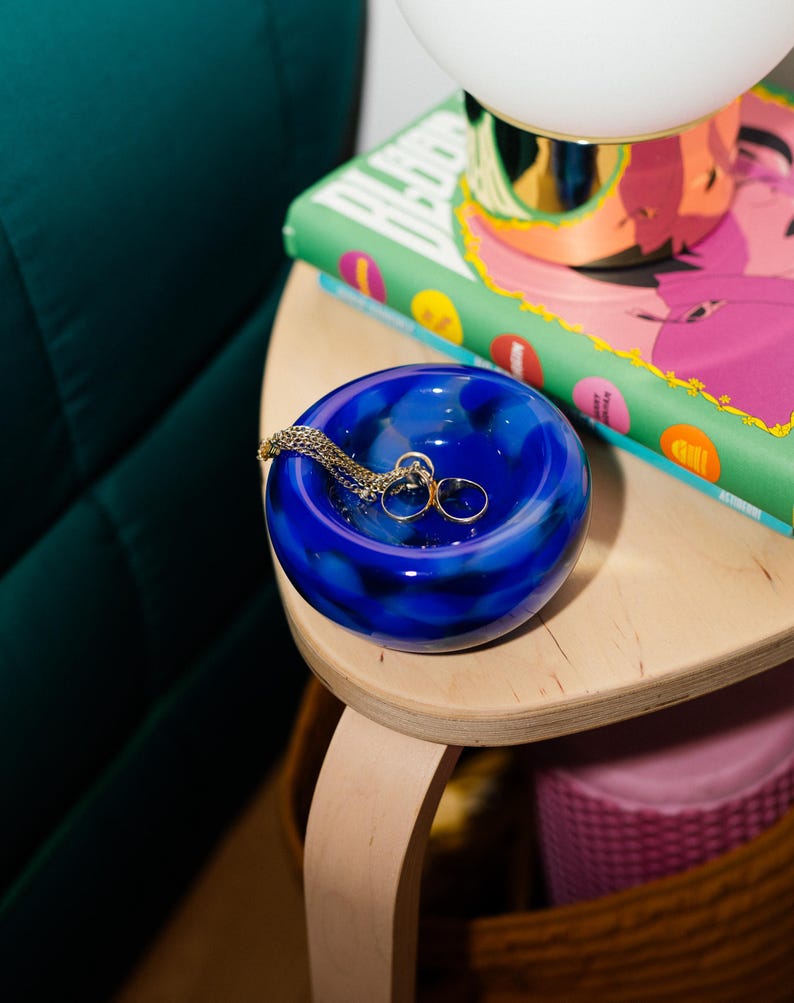 Glass Blown Catch a Wave Nest Bowl - Thumbnail 3