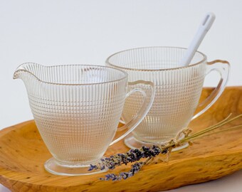 1940&#39;s Dominion Glass Saguenay Creamer and Sugar Dish Set