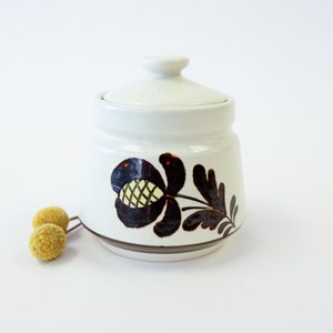 Stonehaven Japan &quot;Sandra&quot; Stoneware Sugar Dish with Lid