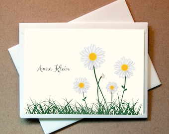 Quni Brand Daisies Personalized Note Card (25 cards and envelopes)