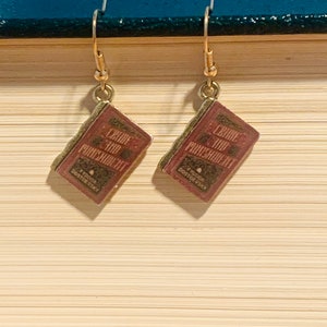 Pendientes de libro, Crimen y castigo, Pendientes de Crimen y castigo, Fiódor Dostoievski, Pendientes con dije de libro