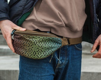 Shipibo Gradient Brown Fanny Pack - Khaki