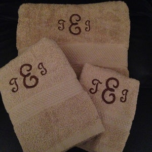 Custom Embroidered Bath Towel Sets image 1
