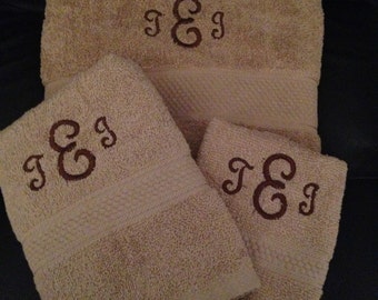 Conjuntos de toallas de baño bordados a medida