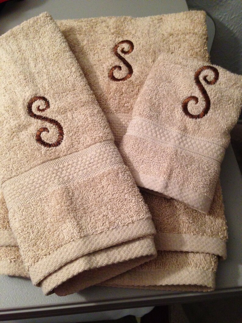 Custom Embroidered Bath Towel Sets image 5