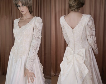 White Wedding Dress 80s Vintage Bridal Gown From 1980s Etsy