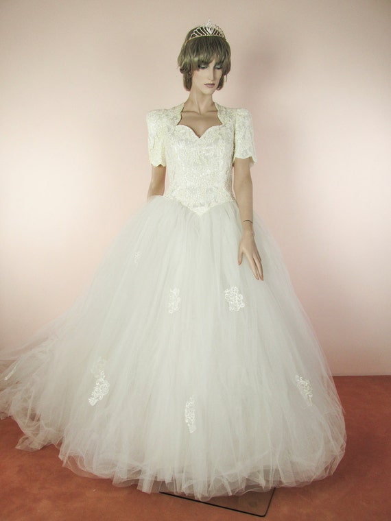 80's Vintage Wedding Dress - Ivory  bridal gown –… - image 1