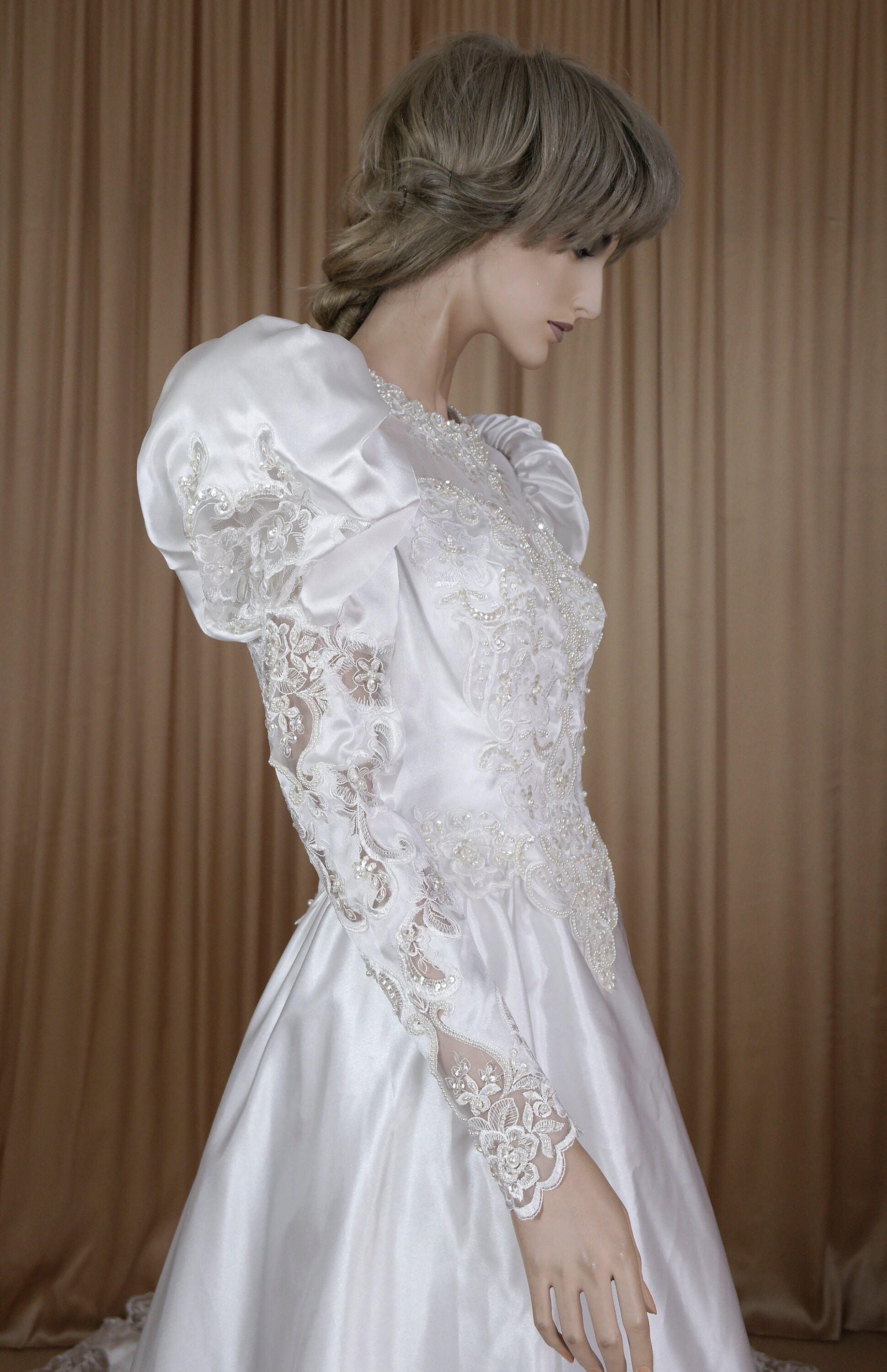 silk long sleeve dress wedding Color:SM2838782 Worldwide Shipping Information – x-sibling-handle:lunetta-asym-dress-black
