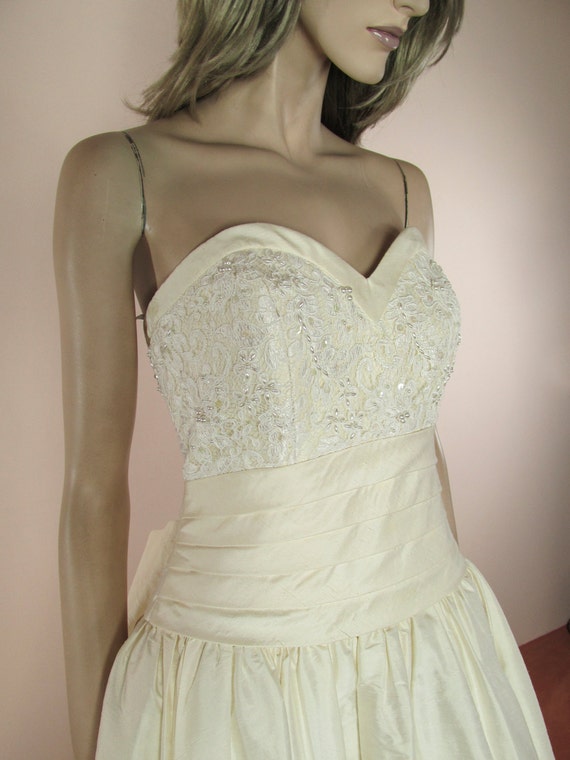 70's Vintage Wedding Dress - Elegant wedding dres… - image 2