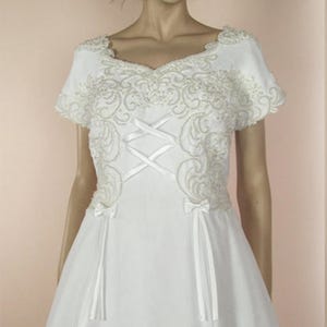 90's Vintage Wedding Dress - "A" line bridal gown – Elegant wedding dress from the 1990's