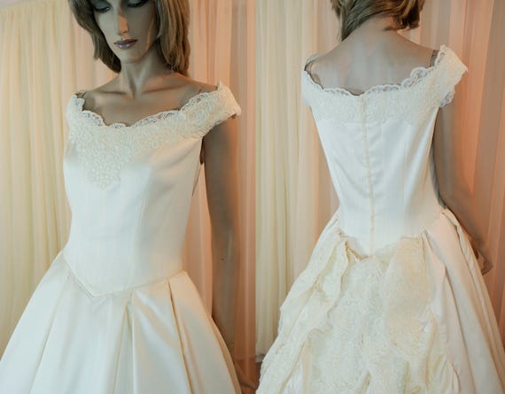 1990's style wedding dresses