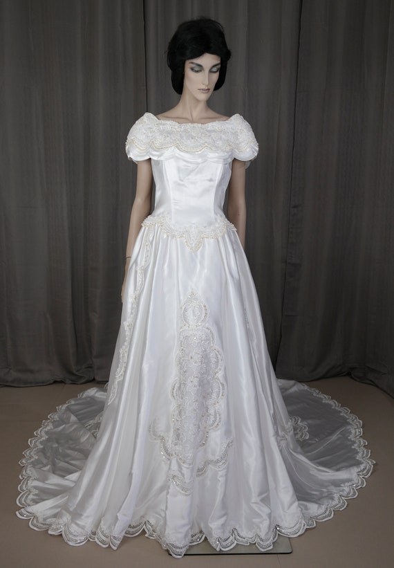 white dress 90s 1990s Wedding Dress