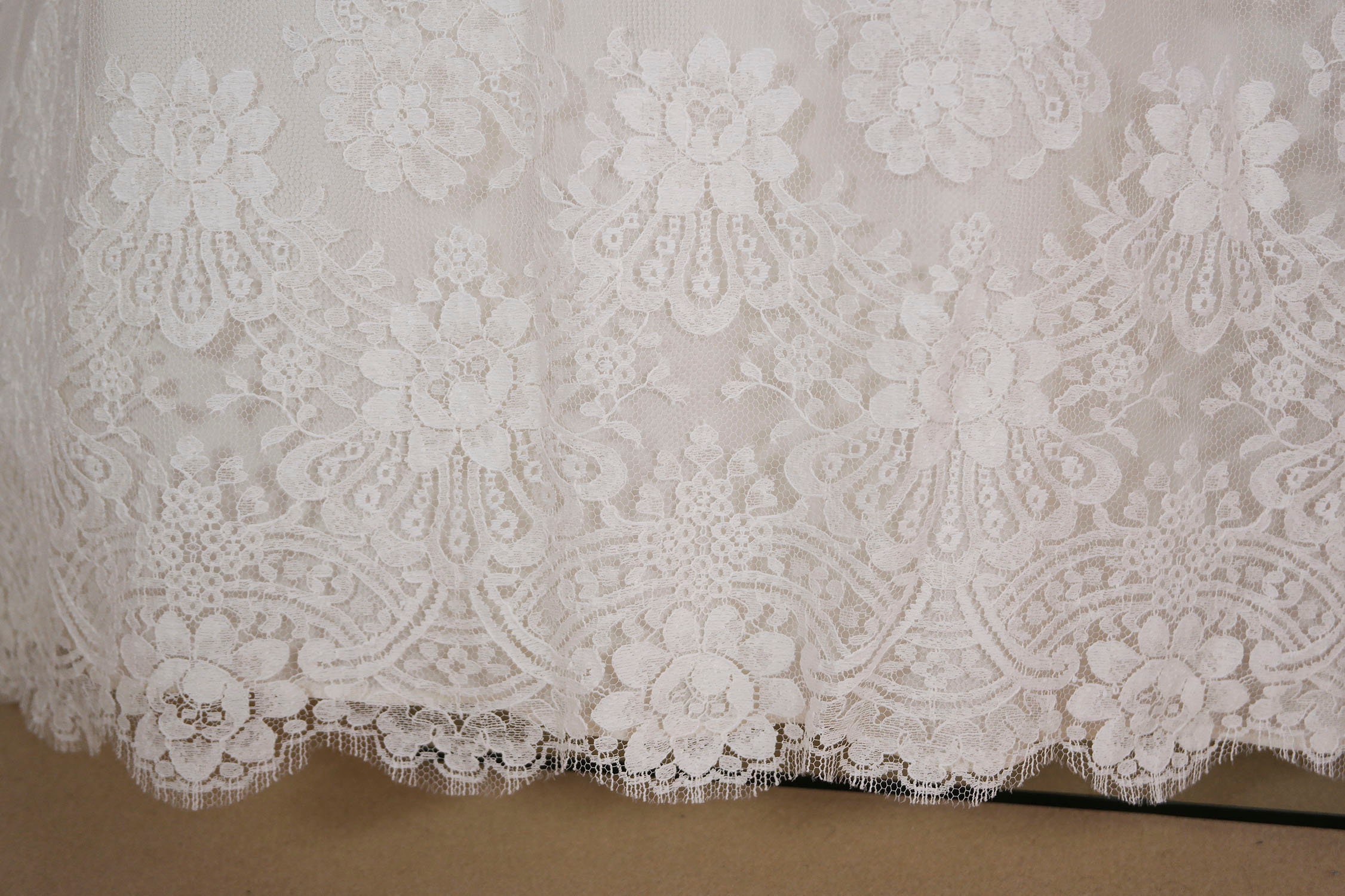 1950's Chantilly Lace Wedding Dress - Etsy