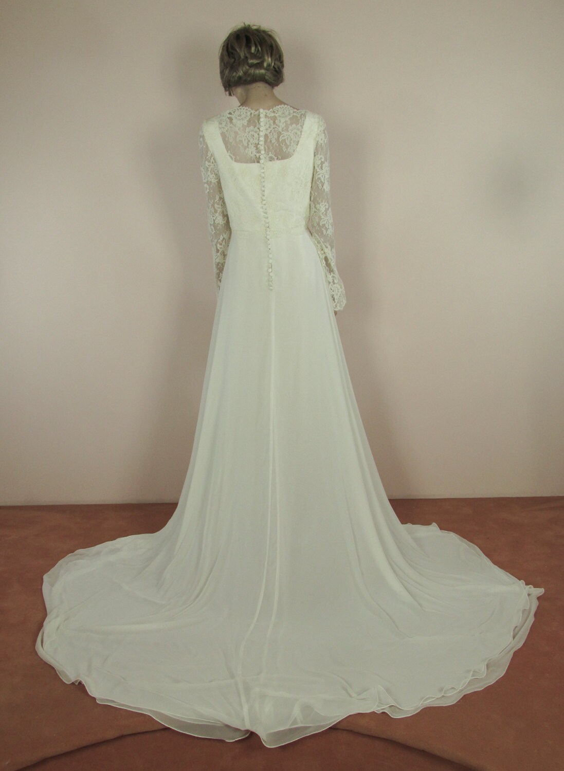 90&rsquo;s Vintage Wedding Dress Ivory wedding dress from the | Etsy