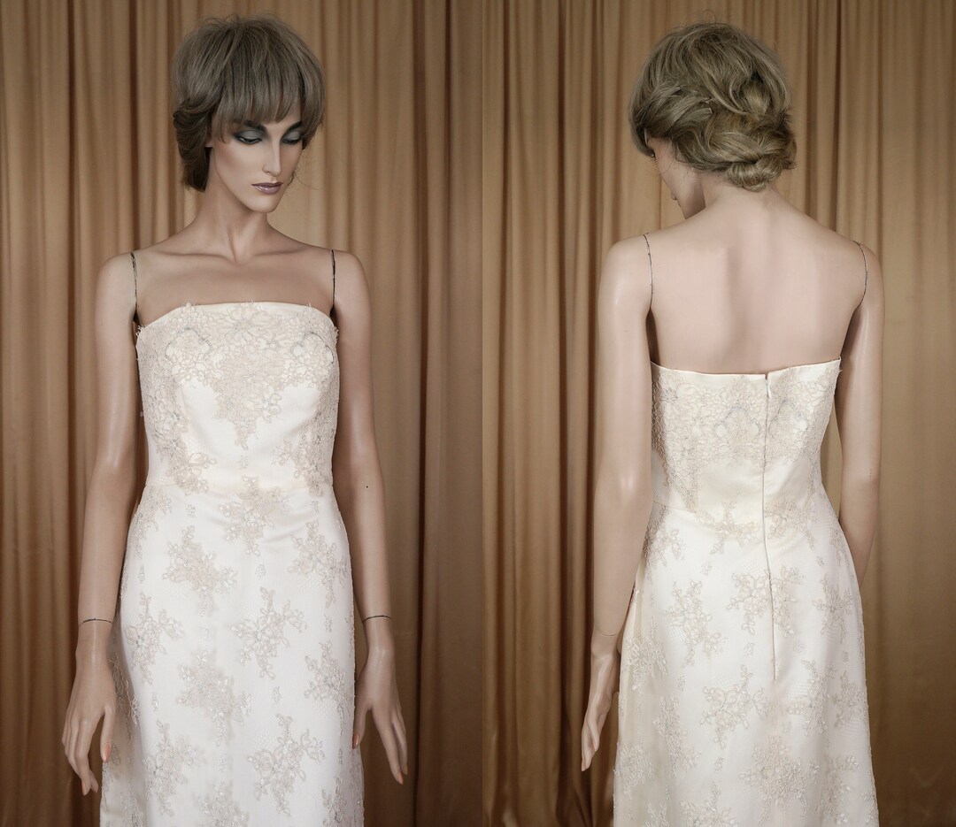 Vintage 90s Wedding Dress Off Shoulder Wedding Dress for Garden Wedding  D5233 main image 0