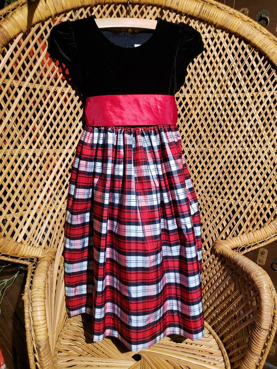 black plaid vintage holiday dresswith side bow, months. 12-18 A most adorable little girl red