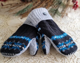Blue Snowflake Sweater Mittens Upcycled Repurposed Mittens Acrylic Blend Recycled Medium Ladies Adult Size Fleece Lined Gloves