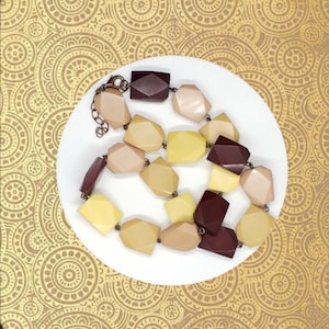 Vintage Art Deco lucite big yellow beige and brown necklace