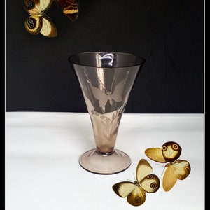 Vintage Art Deco geätzt Lily-of-the-Valley und Schmetterling kleine Glasvase