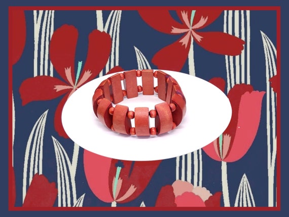 Vintage Finnish Aarikka elastic red chunky wooden bracelet