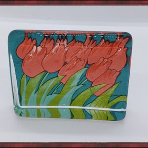Vintage Finnish Arabia/ Heljä Liukko-Sundström red tulips glass paperweight