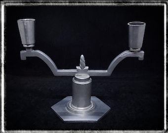Antiker Art Deco schwedischer Svenskt ten G.A.B Zinn Kerzenhalter für zwei Kerzen