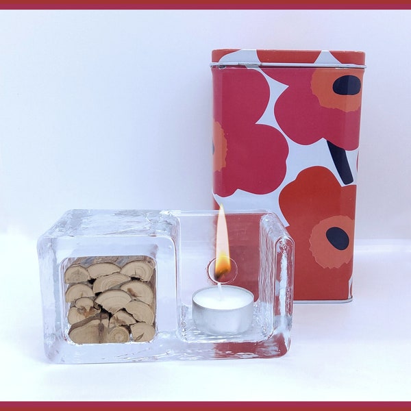 Vintage Finnish design Ristomatti Ratia Takka Fireplace tea Light holder in Marimekko tin