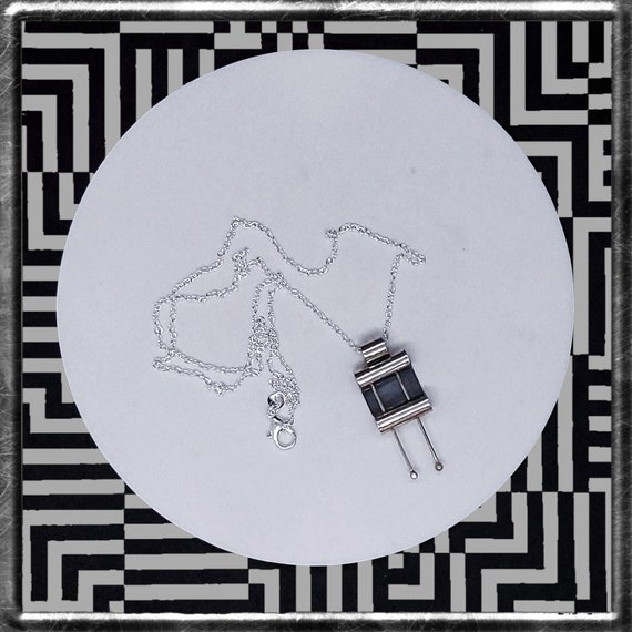 Vintage Finnish solid silver Modernist pendant - image 3